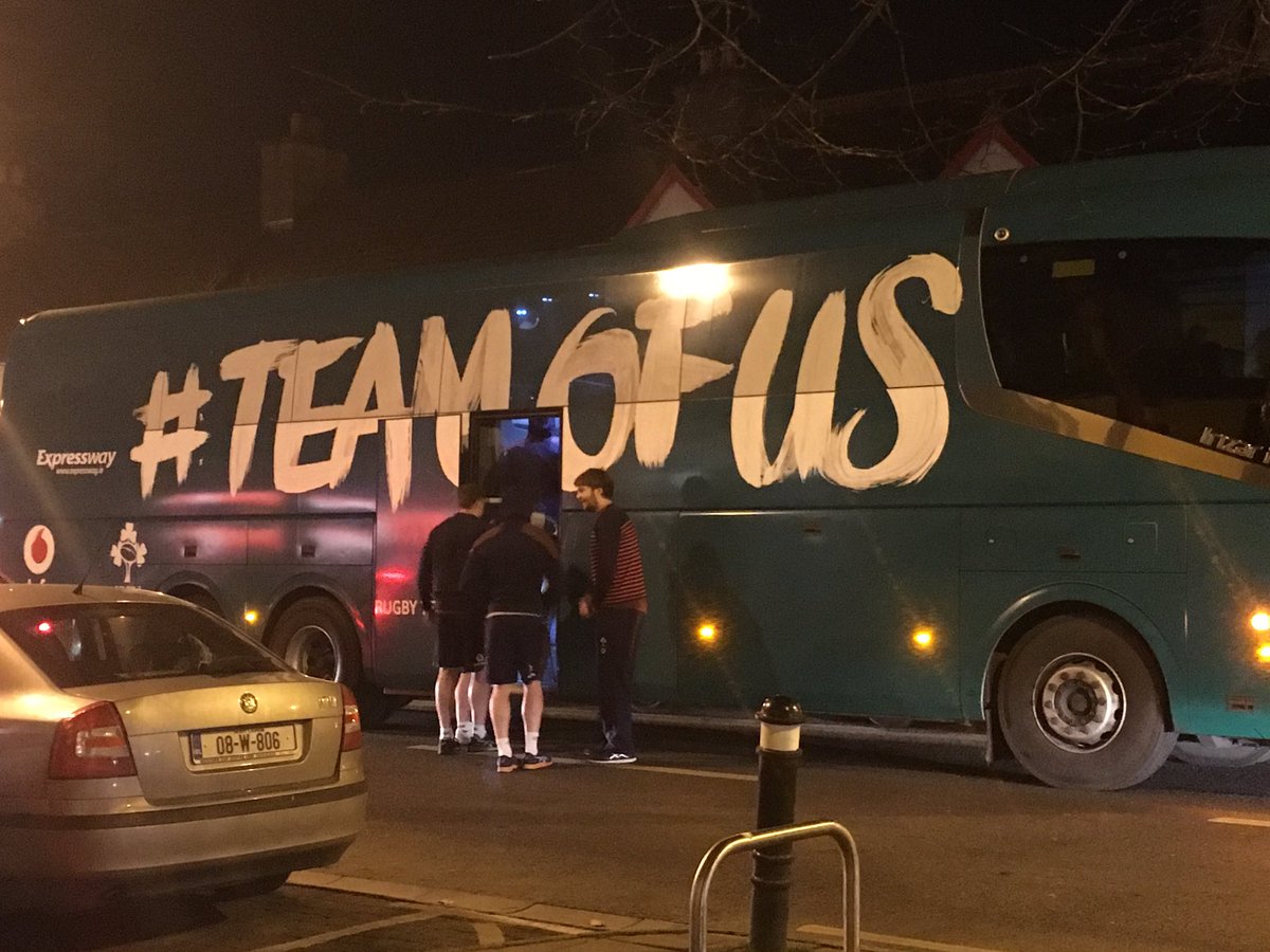 AvenueMaynooth's tweet photo. @IRFURugby hope everyone enjoyed their wings &amp; steaks tonight #hometobed @CartonHouse https://t.co/qKGoHlFygL