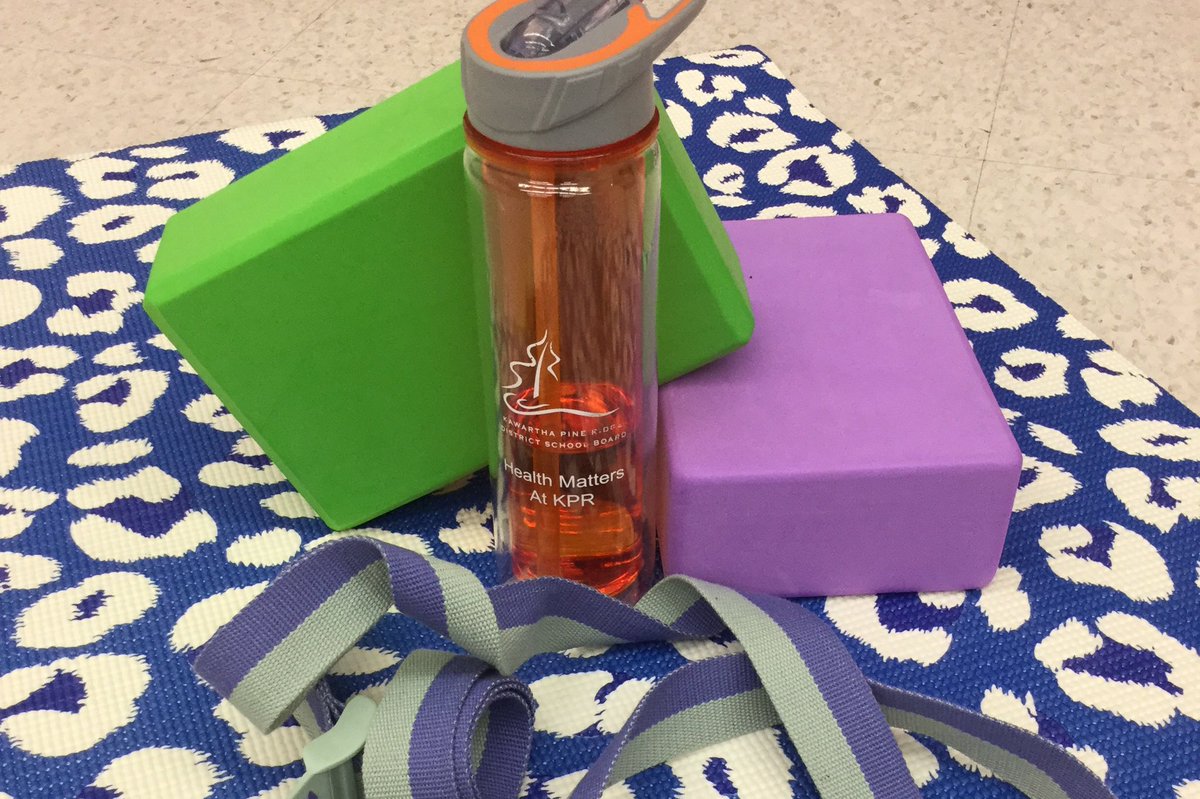 HealthyHighland's tweet photo. Staff Yoga about to begin!  @kprschools #KPRisAwesome https://t.co/BKelWQyVdn