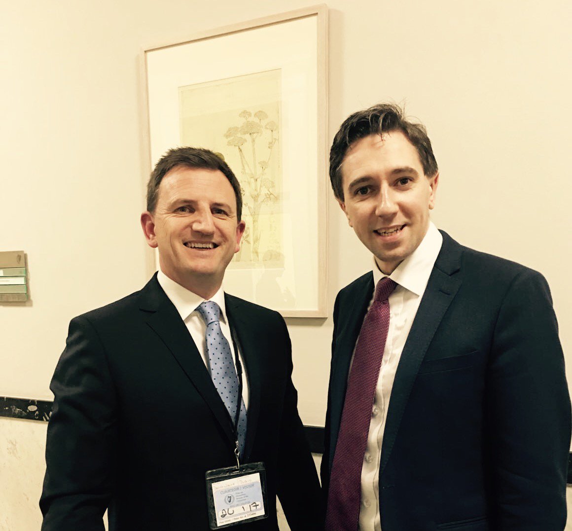 DaviddWalsh's tweet image. Great to meet with Minister for Health @SimonHarrisTD ...appreciated his time today &amp;amp; the support from @roinnslainte over past few years
