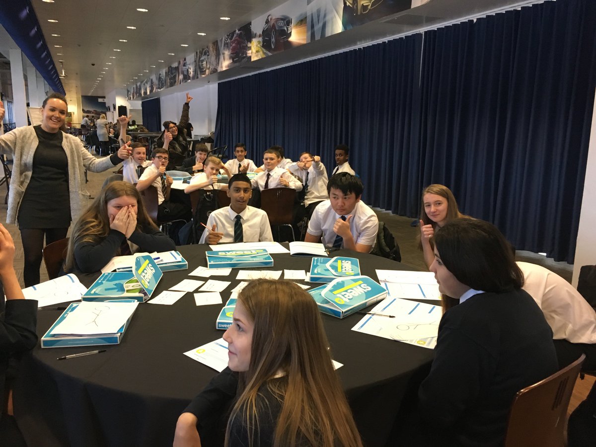 Louiseparry14's tweet photo. Year 9 working on their communication skills. @willowshigh #proudteacher https://t.co/SXXK7kN7J7