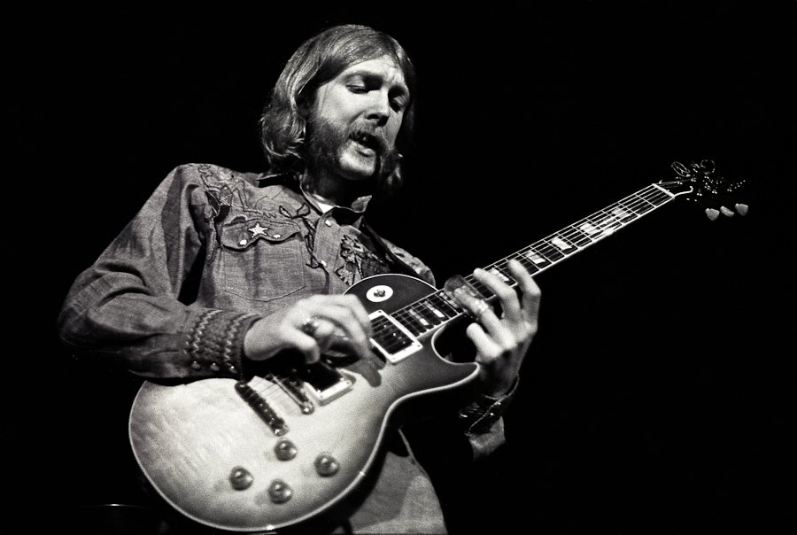 BluesT2015's tweet photo. 【Blues artist photo】
#DuaneAllman
https://t.co/HVL1UC7qrT