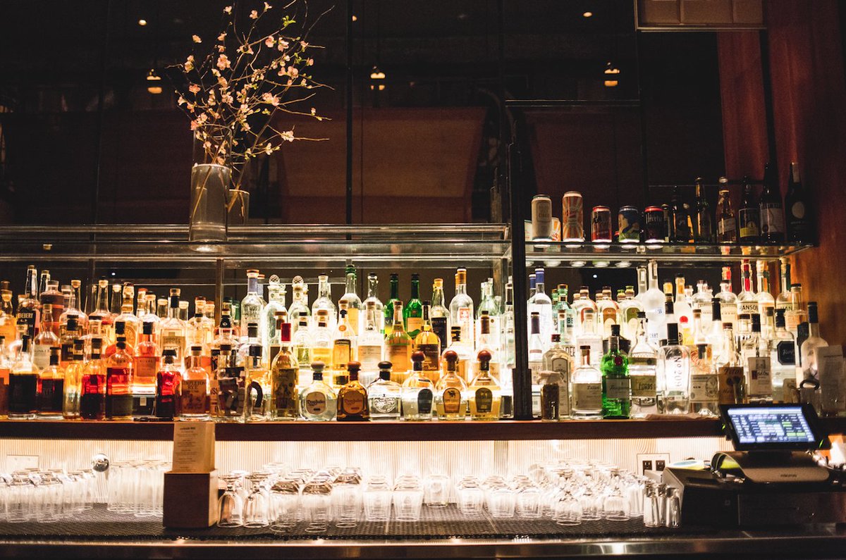 LaszlobarSF's tweet photo. Just in time for the weekend, @sfstation's sexy date-night bar guide returns. Thank you #SFStation for the feature! https://t.co/XD1ttVQchv https://t.co/vK5wFytfqb