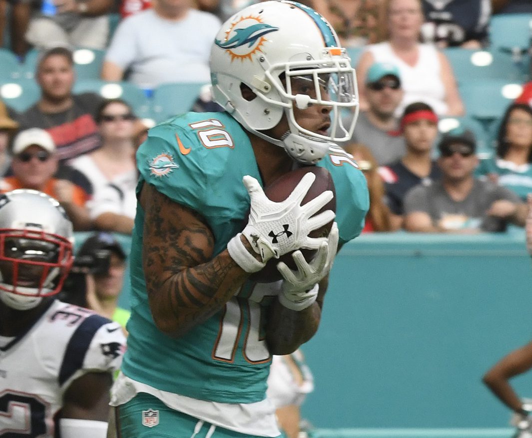 zesty_dolphins's tweet photo. Dolphins expected to prioritize re-signing #KennyStills, #AndreBranch https://t.co/dOfqYXn39i https://t.co/sA8Vlc8Jf0