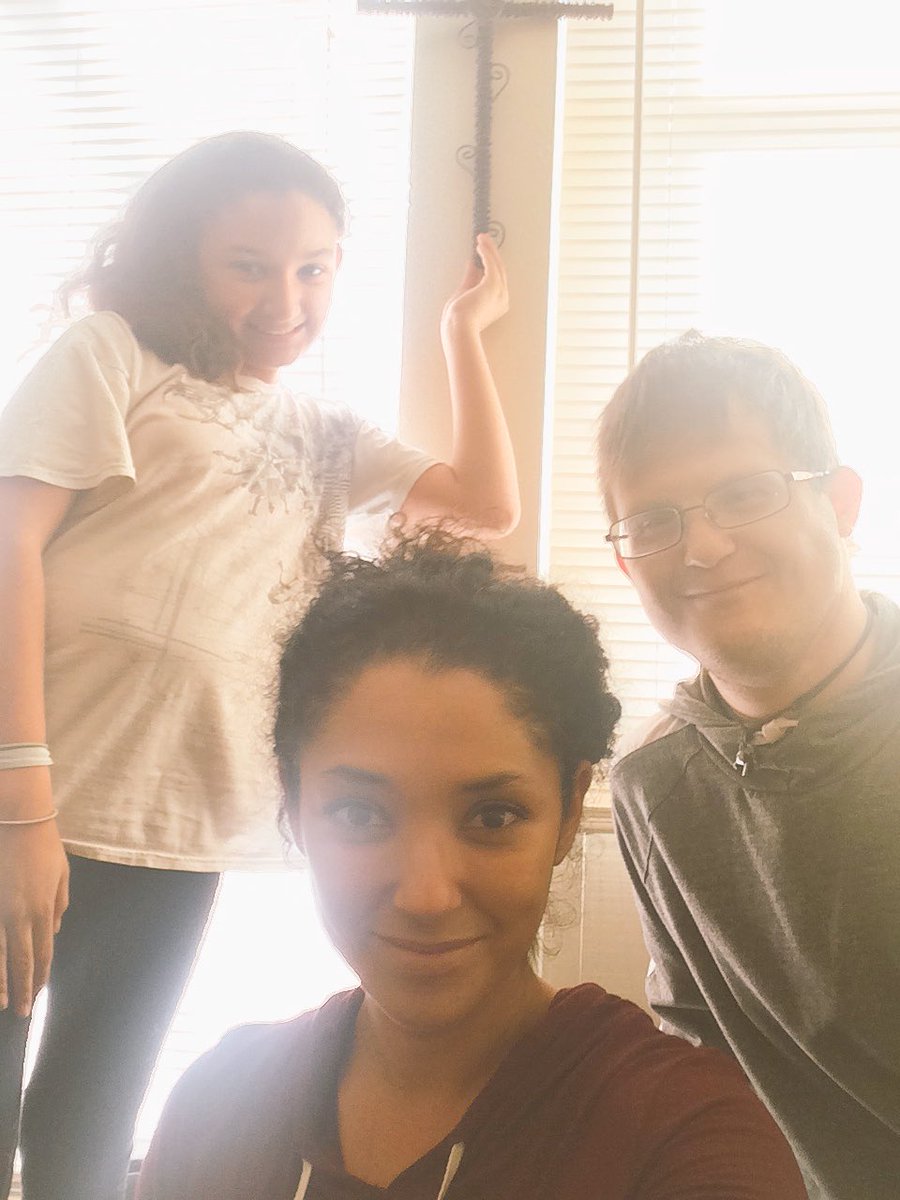 Xrystle's tweet photo. Pre-Class clean up. #TEAMOGAC #STAYZERO2017 https://t.co/6WpwMlRFMs