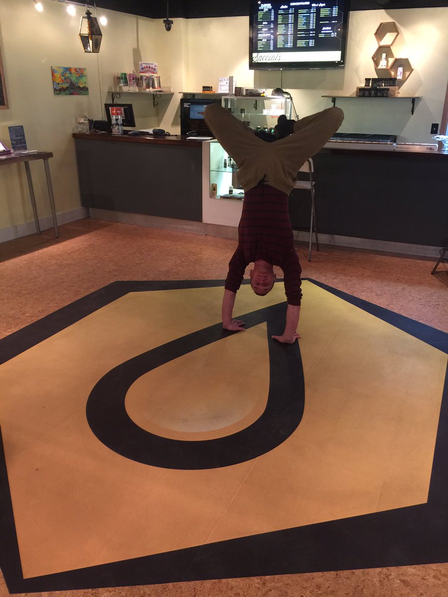 HoneyCellar's tweet photo. Seanobi is ready for Huff &amp; Puff tonight in Denver, are you? 🙌🍯🐝

https://t.co/G0LDbtHu5y https://t.co/Xzv05ReTTy