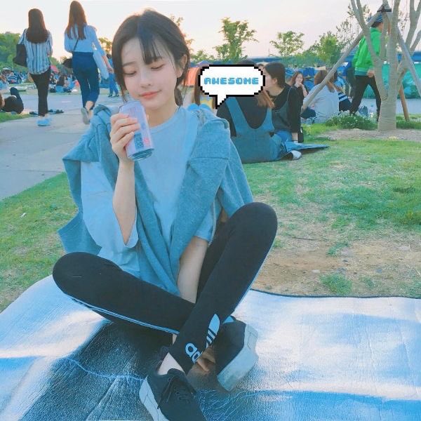 좋은 아침! 역으로? 곧 모든 사람에게 너희들 키스에 공개됩니다 어떤 사람과 함께 산책 해요! 💕 

#AYA