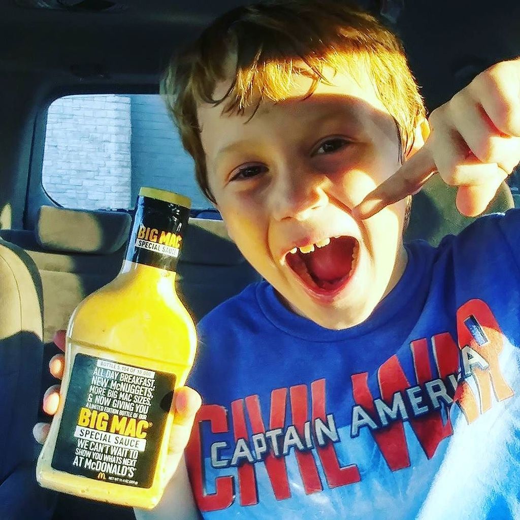 theamysphere's tweet photo. Squee! We got our own bottle of special sauce! #ATLLovesMacJr https://t.co/eLafp1upHC https://t.co/MNdyeOklLT
