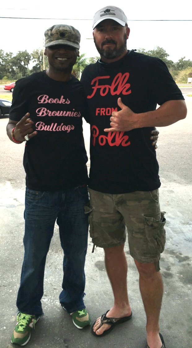 PhosFateVET's tweet photo. #Brothers #BooksBrowniesBulldogs #FolkFromPolk #AngelsWithFilthySoles @ShopAWFS https://t.co/ejpqUxnukz
