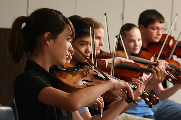 KjosMusic's tweet image. String In The New Year With The String Basics Comprehensive Method! #StringBasics #TerryShade #JeremyWoolstenhulme us11.campaign-archive2.com/?u=8e9311cc138…