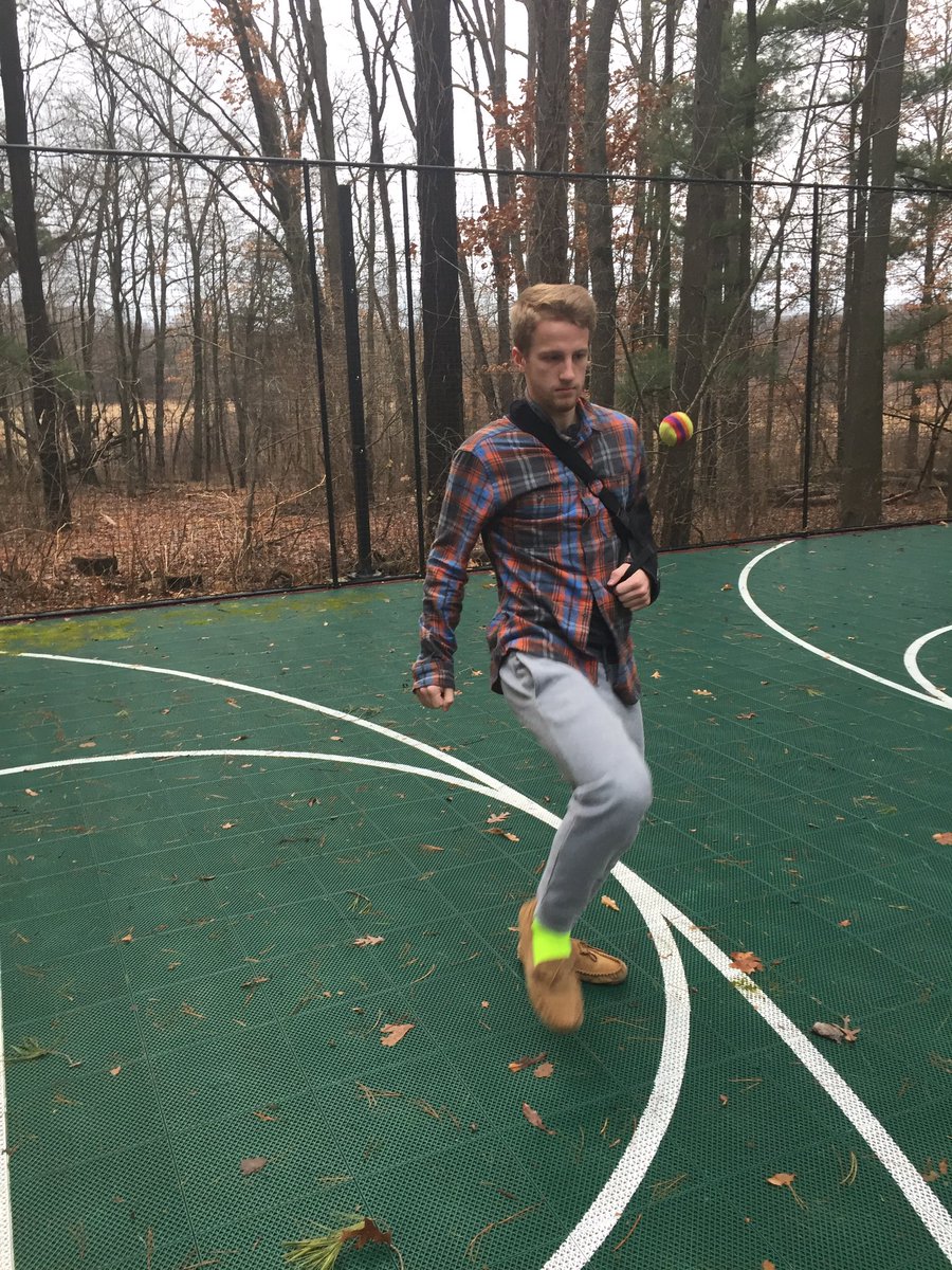 pinckneysackers's tweet photo. Sacker @evan_fackler23 has suffered a shoulder injury, but that has not stopped him from sacking. Good work🔥 #sackon #yahoo https://t.co/Sdaryf5RhQ