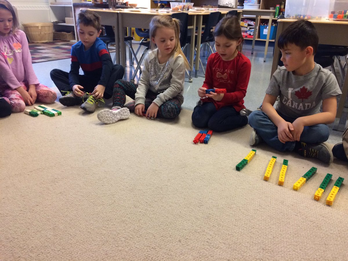 sarahmcintosh78's tweet photo. Sharing our thinking in math circle today. Composing & decomposing numbers using math cubes. #matheveryday #sharethinking https://t.co/D6CofmZQoY