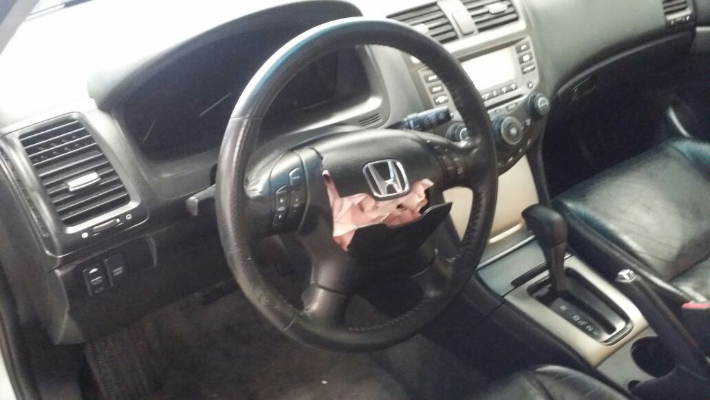 DalogiAutos's tweet photo. *****VENDIDO*****
#HONDA ACCORD 2007
*PRENDE**ARRANCA**CAMINA
#Precio: $57,000 *** #GANALO*** 
PRECIO COMERCIAL $110MIL APROX https://t.co/OX8C86flc0