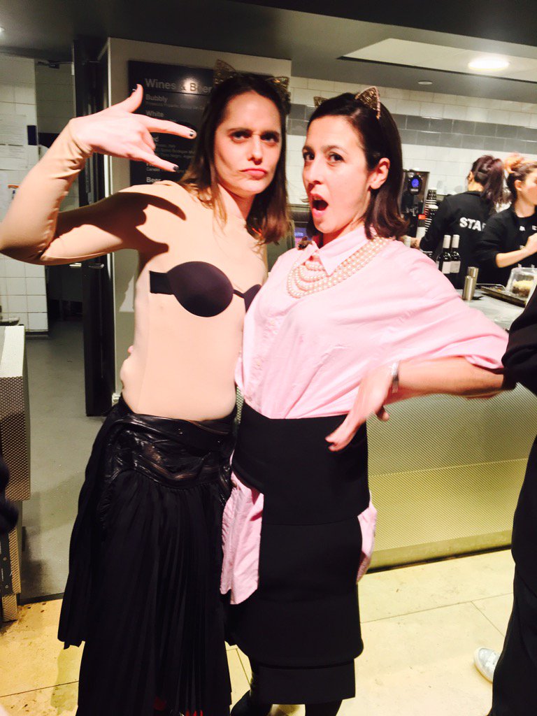 Last night <a href="/Sadlers_Wells/">Sadler's Wells</a> for The Premiere of #52Portraits Dressed by #higherstudio 👯😻💕✨