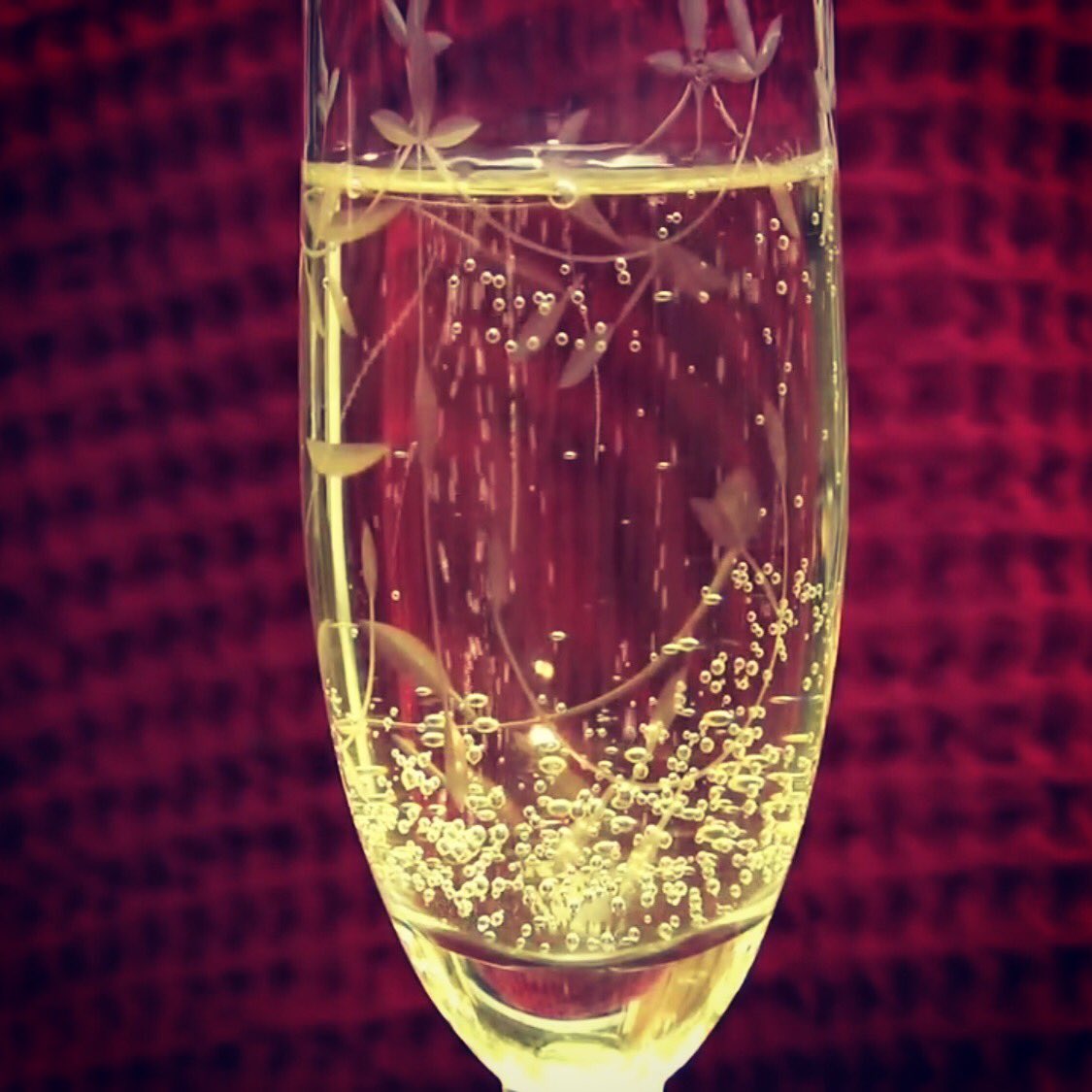 MktMtl's tweet photo. Celebrate your Thursday with a Drink #restomkt #downtownmtl RSVP (514)849-2044 #montreal #restomtl #mtlmoments #mtlblog #mtlblogger #yul https://t.co/aLx9ZGQhAr