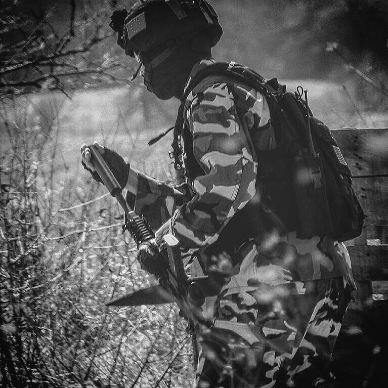 AirsoftbaseCo's tweet photo. ✠ https://t.co/JYUZRw4PZk ✠
✰ 35% OFF AIRSOFT ✰
⇝ https://t.co/YQHj9AJWcf ⇜ pc: TABairsoft  #Airsoftbase #airsoft #airsoftworld #airsoftgun https://t.co/0a3HFLQoRJ