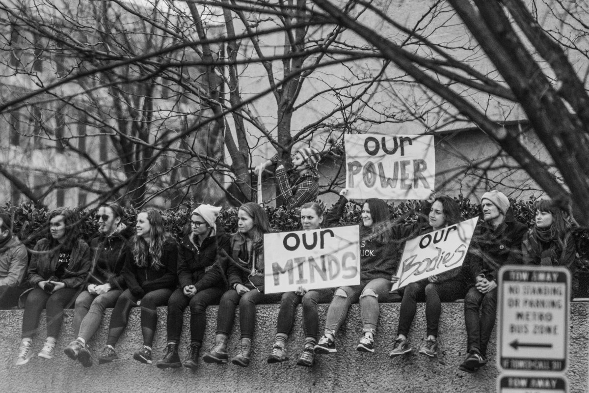 seefeellive's tweet photo. https://t.co/KtaGrLU38k New #photography blog @LoyolaIPS #IPSINACTION @womensmarch #WomensMarchOnWashington #LoyolaChicago @BrianSchmisek https://t.co/e0leeamkLK