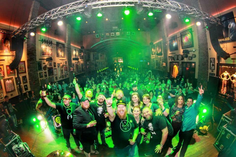 ChiveNewEngland's tweet photo. #ChiveRocks has been announced!! https://t.co/XUL4wPIm0x https://t.co/4uTjKXakr9