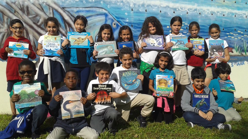 WhighamDolphins's tweet photo. Third grade WAVE students enjoy diving into a good book to learn about aquatic nature! #literacyweekflorida @MDCPSSouth @MDCPS https://t.co/OgoqHcPi9J