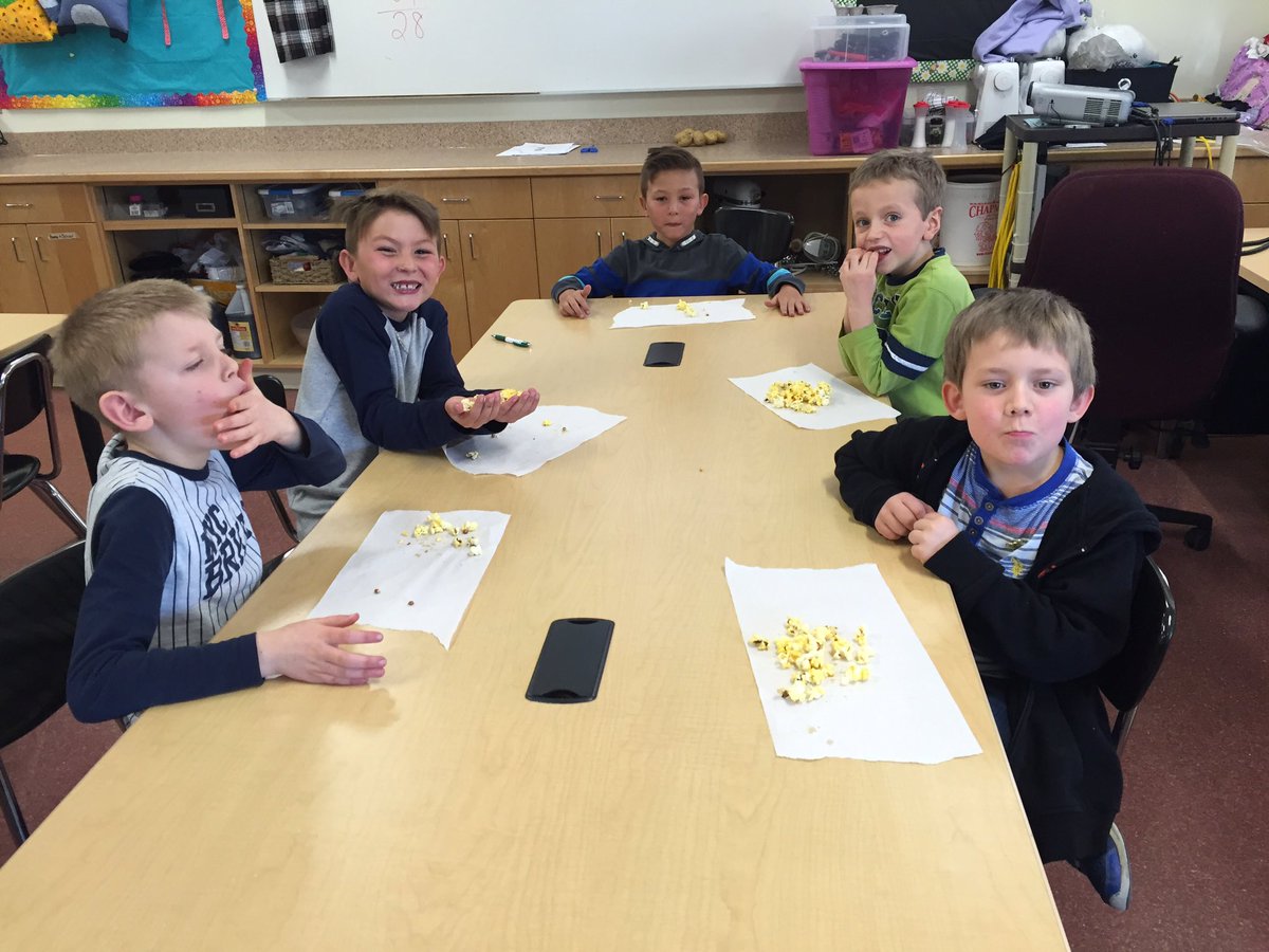 misscdmiller's tweet image. Last week we cooled things down, this week we watched the before and after of things heating up... With POPCORN! @stcatPB #science2