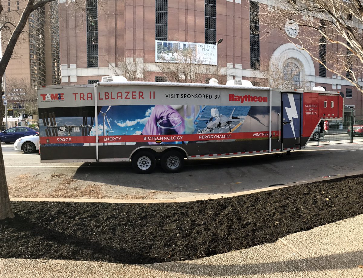 Jen_M_Griffith's tweet photo. Who's coming to Houston for #SB51? I'll be here for the next 10 days at the fan experience...come visit! @Raytheon @SVAatUH @studentvets https://t.co/OVS7ldHukP