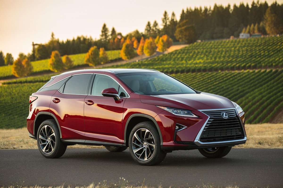 ComoLexus's tweet photo. Affrontez l'hiver en SUV Hybride - Lexus RX 450h à partir de 899€/mois - disponible chez Como Lexus https://t.co/QjOppOppFK #FollowComo https://t.co/jRfXYN5oqv