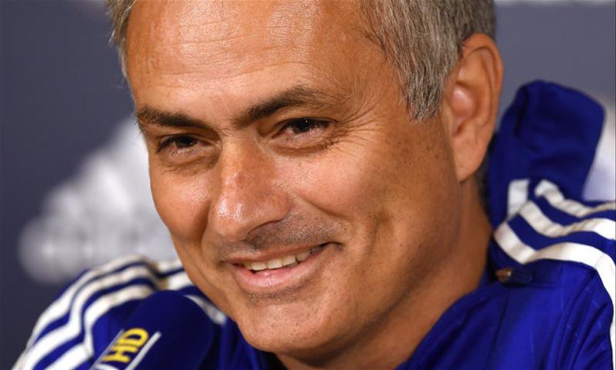 blue_player's tweet photo. (جوزيه مورينهو) ..
شكراً على تاريخ يشهدونه ..
ويشهدونه رُغماً عنهم ..!!
#تشيلسي ..
#jMs1 https://t.co/ZFJGOn5SR9