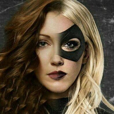Ariaisthebest2's tweet photo. #blacksiren #NoLaurelNoArrow @CW_Arrow  @GBerlanti @mguggenheim  @ARROWwriters @TheCW @geoffjohns Laurel lance is the only black canary https://t.co/lmM7LD7Ocq