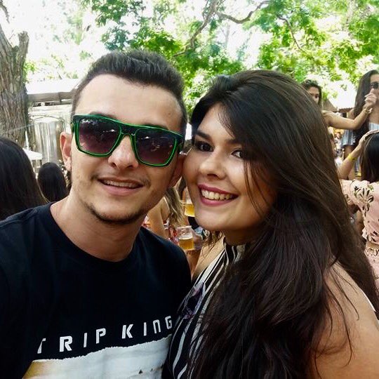 guiifavero_'s tweet photo. Com a minha formanda preferida. 👌😍🔝 #ChurrascoDosFormandos #FormaturaDaPrima #Viçosa2017 https://t.co/LZfYYBd6l2