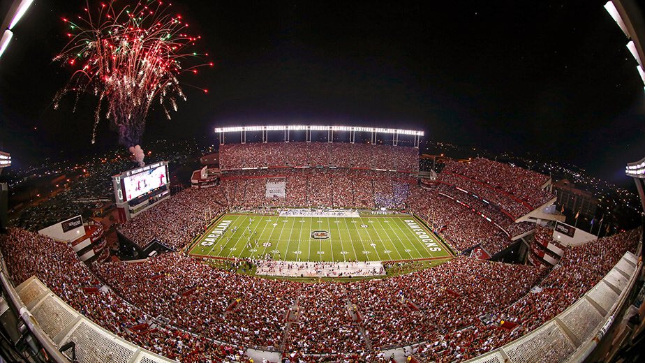 RjMickens10's tweet photo. Extremely blessed and honored to receive a offer from The University of South Carolina #gamecocks  @simplyCoachO @ClayMackSkills https://t.co/ZRT0Apf2rQ
