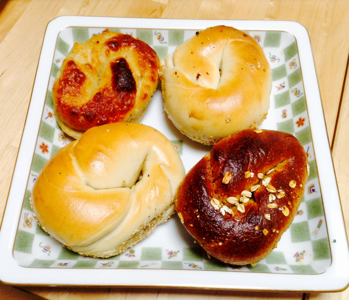 Upper left hand bagel made with genmai, brown rice. <a href="/MARUICHIBAGEL/">MARUICHI BAGEL</a> 

HT <a href="/bricksandbrains/">People Make Places</a> 

maruichibagel.com