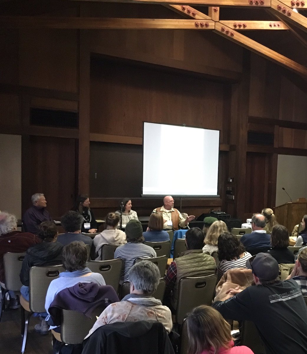 StoneBarns's tweet photo. "Good things happen when you build relationships." -@MasMasumoto at the #letterstoayoungfarmer panel at #EcoFarm2017 https://t.co/pAQAWGLtHr