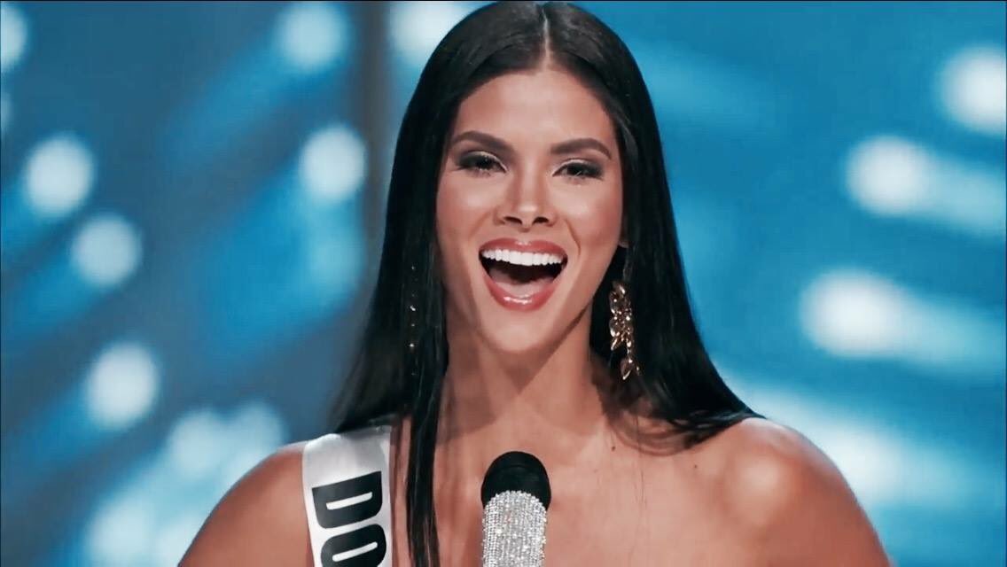 RandyPlaza1's tweet photo. Sal Garcia 👑🇩🇴 República Dominicana 🇩🇴 
#DR #MissUniverse #YoConfioEnSal #SalGarcia #MissDominicanRepublic https://t.co/ihD9zY4M5T