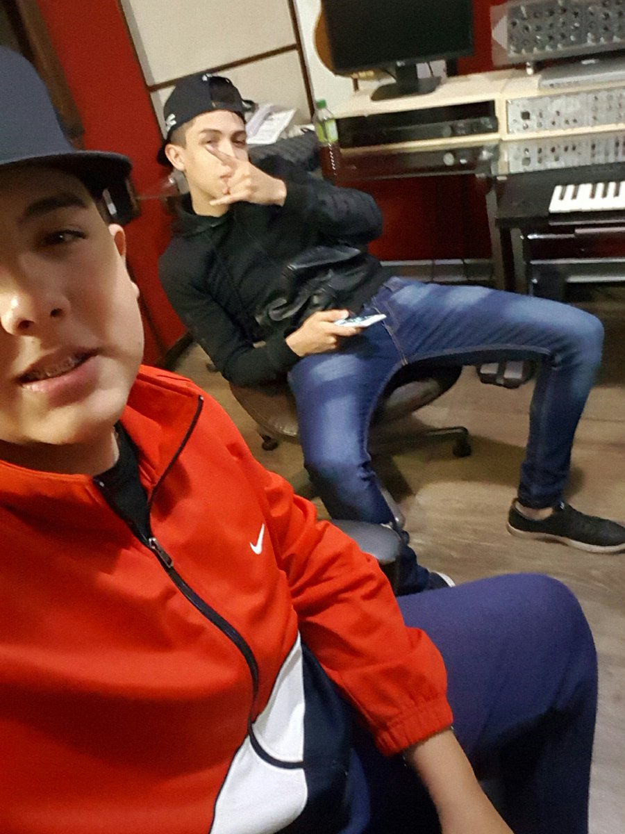 Valentin_Vegal's tweet photo. Granbando!! "El Primero"
Disco 2017!! Esta al 360!!⭕ @Corneliovegajr @gerencia_360 https://t.co/myIaUdqUhz