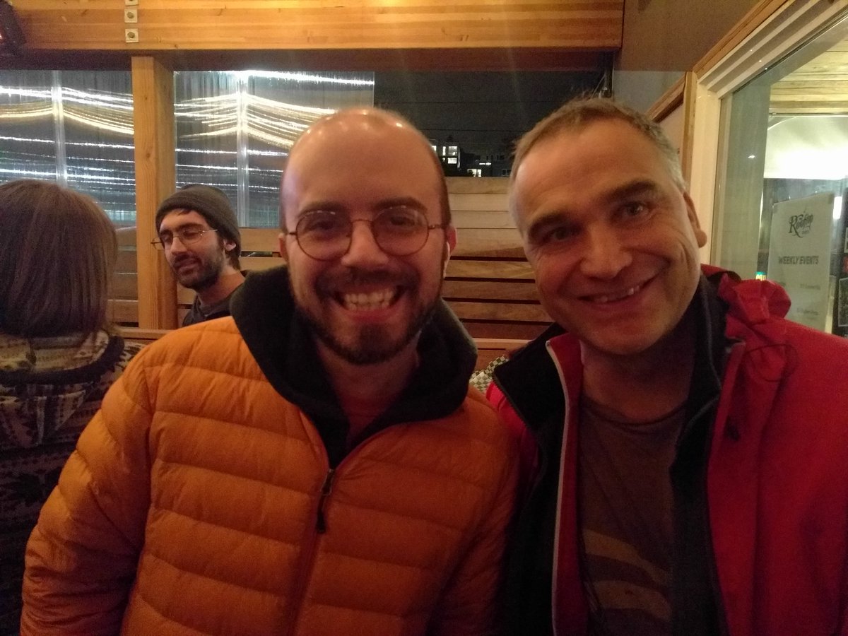 MaptimeSEA's tweet photo. #geobeers and #geopups @RooftopBrewCo https://t.co/Bz82OxeCXW