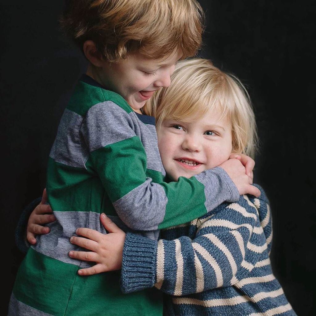 KQconcepts's tweet photo. I photographed these brothers over a year ago and get to do a whole family session with th… https://t.co/9tyhSWp3yb https://t.co/aMsA03DtQH