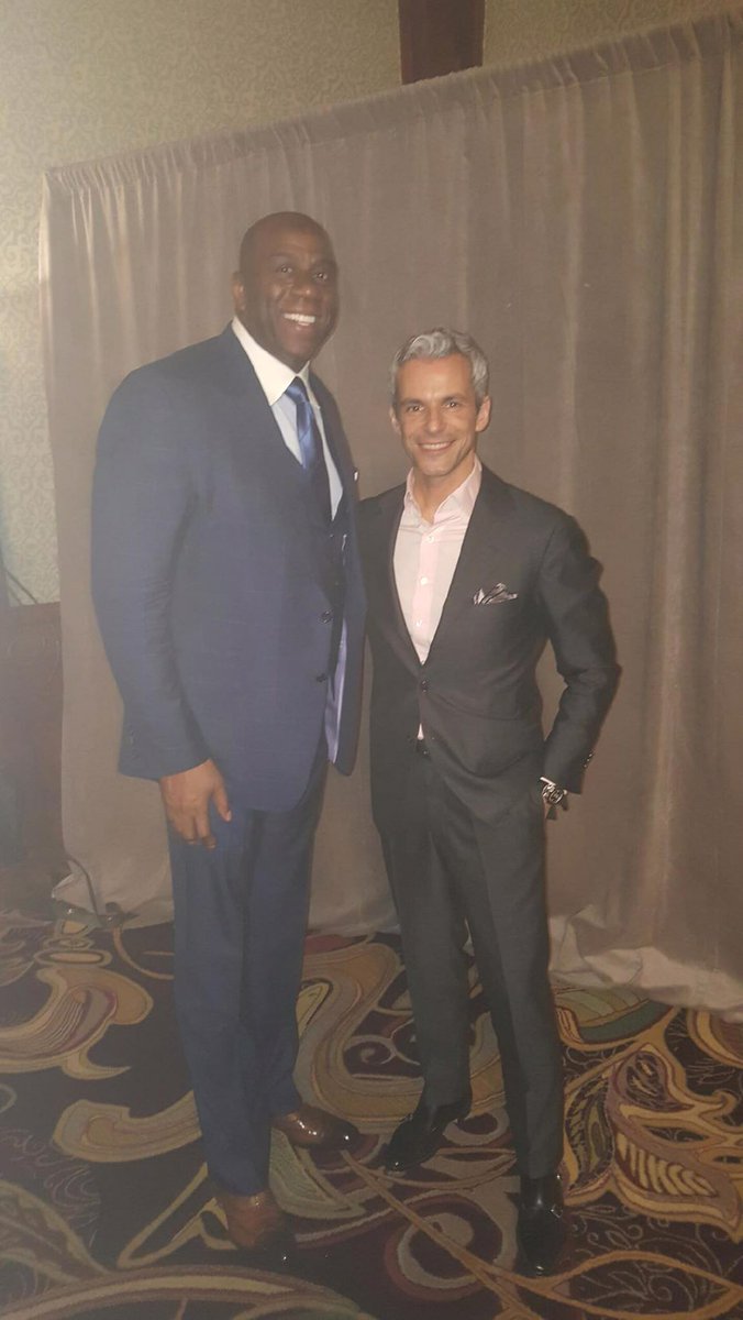 Just got off the stage after speaking for the Verizon Executive Sales Team conference. Thanks to Sr. VP Sales Robert Dahdah for hosting me!