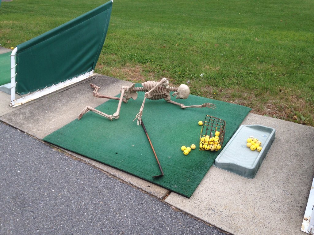FattMattGolf's tweet photo. Been a long day at the pga show. #golfishard https://t.co/CAI5rdMlVi