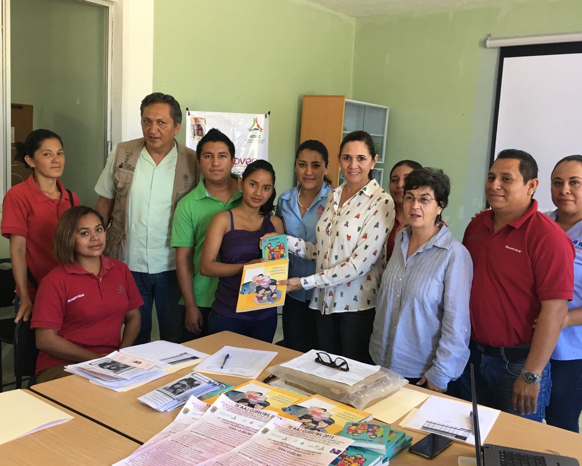 SEDUCampeche's tweet photo. En 2016 en #PEIB, benefició a 58 madres jóvenes en Calakmul y 20 concluyeron su educación secundaria #IEEA. https://t.co/qV4gWJJ2wd