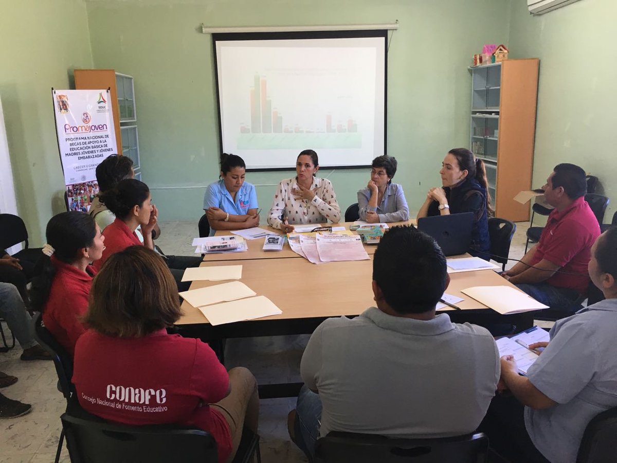SEDUCampeche's tweet photo. En 2016 en #PEIB, benefició a 58 madres jóvenes en Calakmul y 20 concluyeron su educación secundaria #IEEA. https://t.co/qV4gWJJ2wd