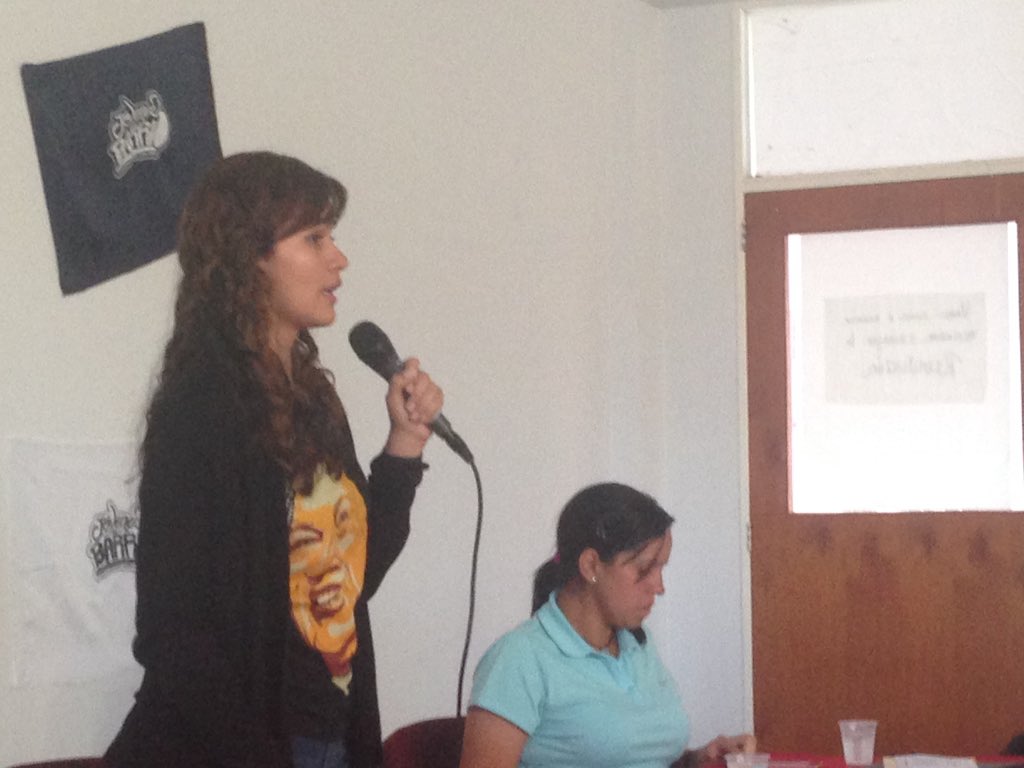 JovenDelBarrio's tweet photo. Ahora | @lorenafreitez: "Antes la exclusión juvenil predominaba, ya no" 6to Encuentro de Coordinadorxs y Facilitadorxs #JóvenesDelBarrio https://t.co/hVaWEWTXRG