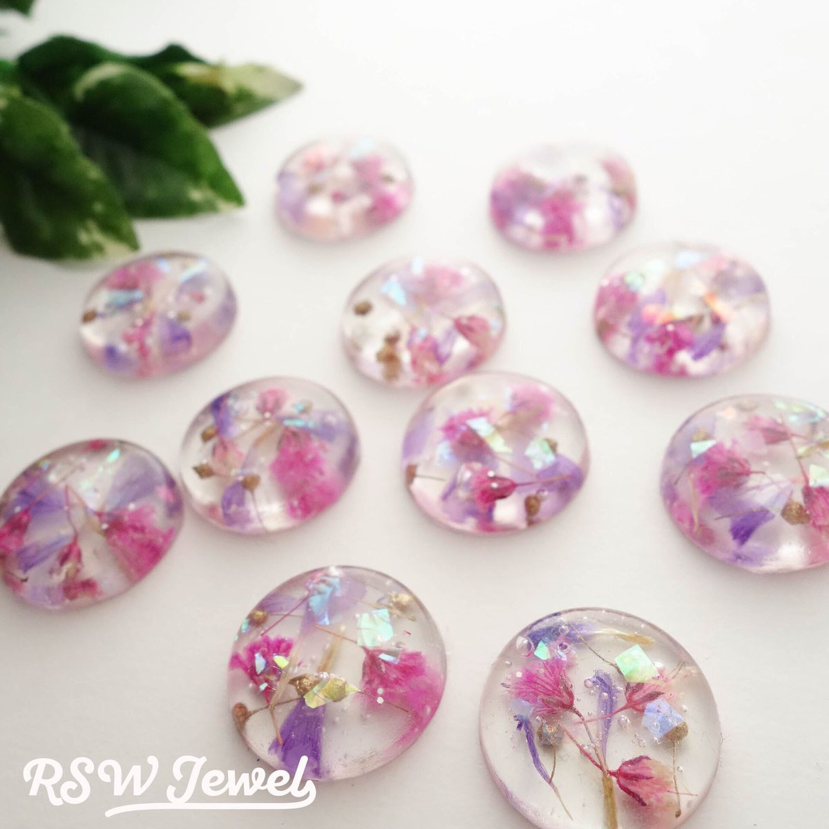 Rswjewel あゆみ בטוויטר 昨日は久々の お花レジン 研磨してコーティングして ふわふわタッセル付けまーす 拡散希望 ハンドメイド好きさんと繋がりたい 気に入ったらrt ハンドメイド レジン Rswjewel作品 ハンドメイドピアス T Co