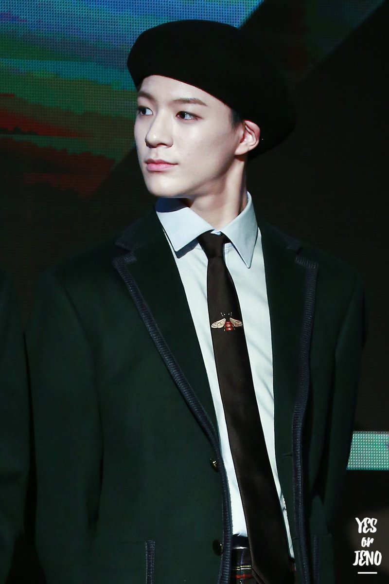 LeeJenoIntl's tweet photo. [HQ] 170118 - #JENO #제노 @ First Brand Awards
© Yes Or Jeno https://t.co/jxxcoDcwKo