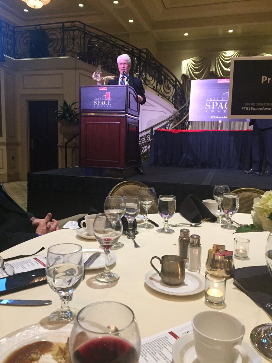 msshoes1's tweet image. So proud that attend the TBJ Space awards to see Bubba and Tim accept the Pillar Award. #TBJSpaceAwards