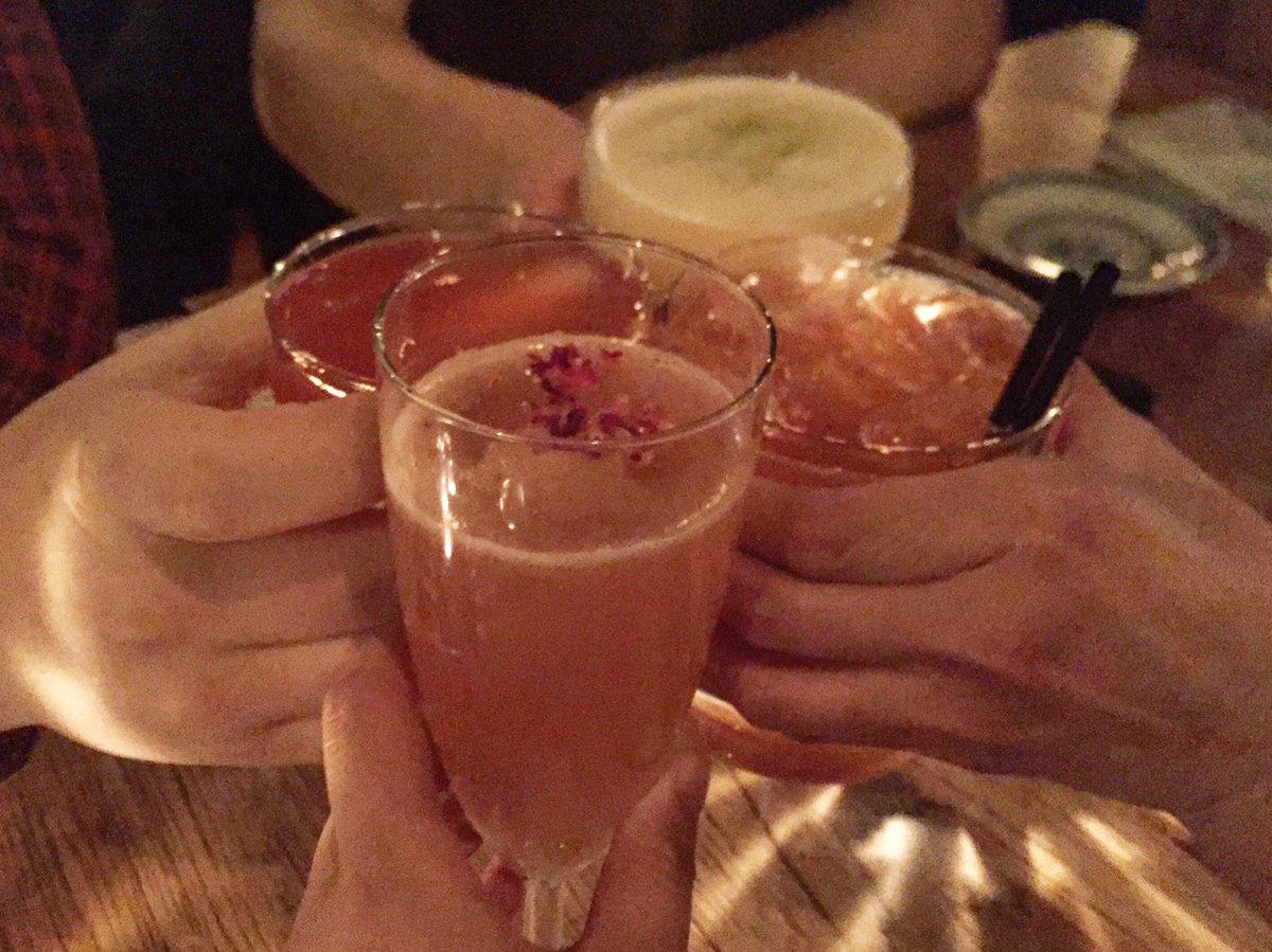 lindork's tweet photo. #KeepinItBoozy 🥂🥃🍷 @baijiu_yeg https://t.co/0DPiLhNcPF
