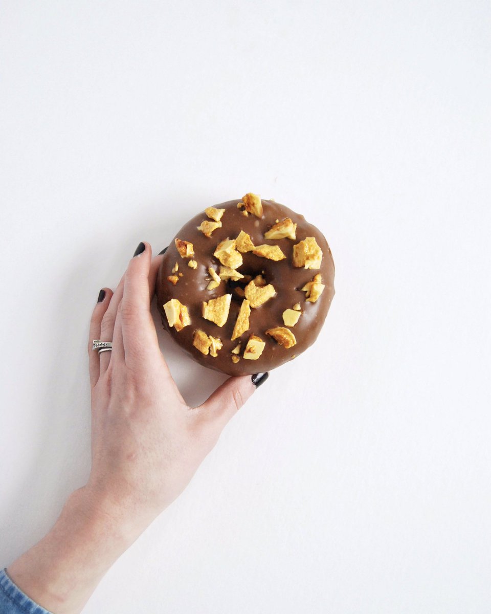 Bronuts Donuts tweet media