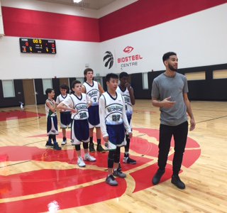 Cory_Joe's tweet image. Had a a great time tonight with @FordCanada, @GM7sports and the South Simcoe Sonics! #drillsandskills forddrillsandskills.ca