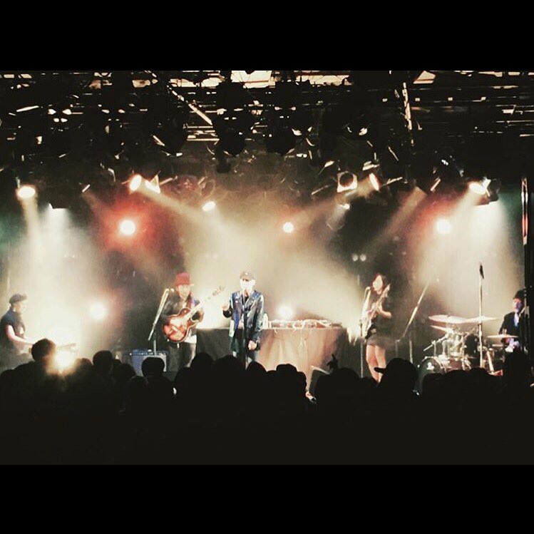 HISA1108's tweet image. BASI &amp;amp; THE BASIC BAND
MUTANT CAMP@ 渋谷クアトロ

写真はパピやんのインスタから拝借...

#BASI #MUTANTCAMP #THEBASICBAND