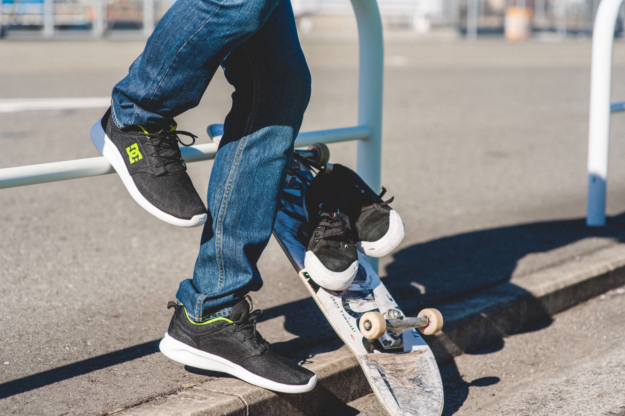 Dc Shoes Japan Twitterissa Midway In Stock スケシューを作るdcだからこそ提案できるアフタースケートシューズ まるで履いている事を忘れてしまうほどの軽量化 クッション性 通気性 展開はmens Womens Kidsなのでファミリー