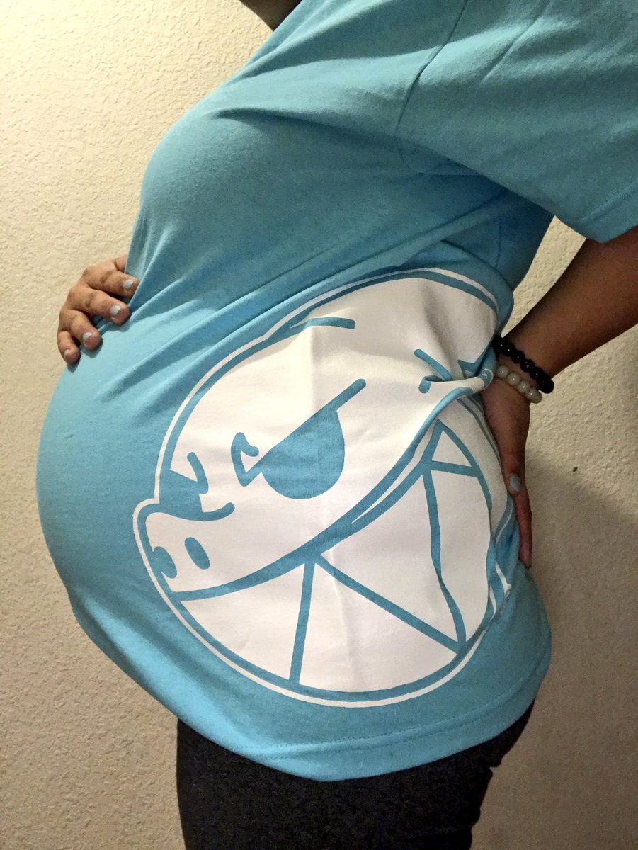 _itsveron's tweet photo. Our due date is today and baby boy isn't ready yet π¬πΆπ½π #angrytuna #enjoythewave πΊπ΄ππ https://t.co/mE0hVCbXka