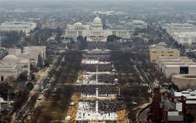 Rezinonate's tweet photo. That man needs some glasses Obama  on the left and Trump on the Right. How can you really think you had the biggest Crowd Ever. #KeepOnLying https://t.co/NABc2I5n2e